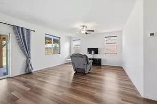 2281 Redhaven St, Linda, CA 95901 - Photo 6