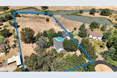 9430 Maris Lane, Elk Grove, CA 95624 - Photo 4