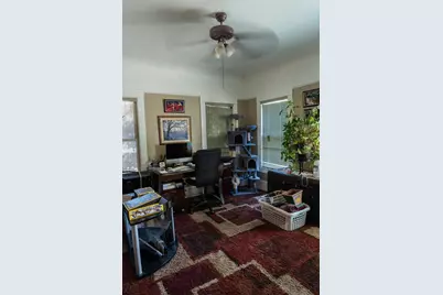 211 E Willow Street, Stockton, CA 95202 - Photo 14