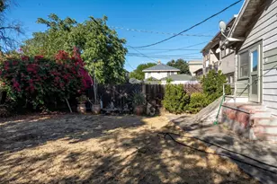 211 E Willow St, Stockton, CA 95202 - Photo 18