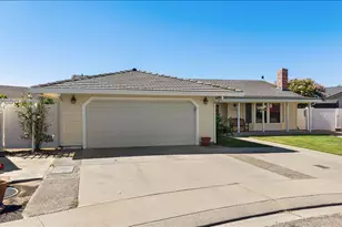 2143 Locust Ct, Hughson, CA 95326 - Photo 2