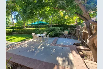 1020 Sycamore Avenue, Modesto, CA 95350 - Photo 22