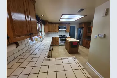 1020 Sycamore Avenue, Modesto, CA 95350 - Photo 32