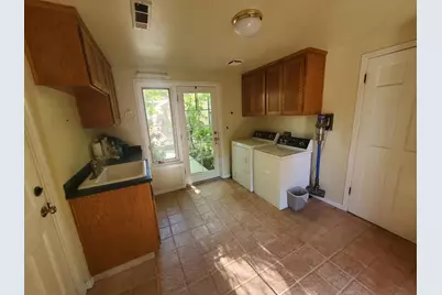 1020 Sycamore Avenue, Modesto, CA 95350 - Photo 36