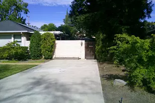 1020 Sycamore Ave, Modesto, CA 95350 - Photo 44