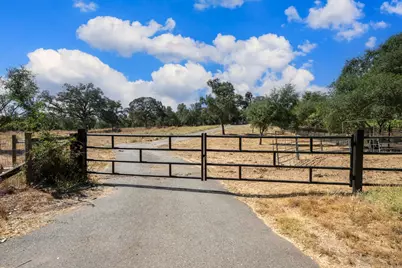 6201 Peace Springs Road, Loomis, CA 95650 - Photo 22