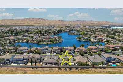 76 Portrait Lane, Patterson, CA 95363 - Photo 2