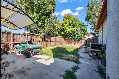 1019 Carrie Street, Stockton, CA 95206 - Photo 24