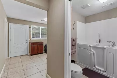 1032 Hawthorne Avenue, Modesto, CA 95350 - Photo 20
