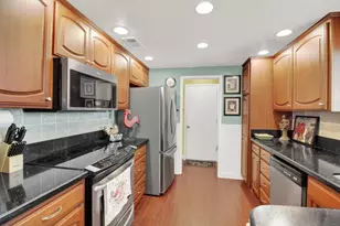 2340 St Lawrence Ln, Modesto, CA 95356 - Photo 14