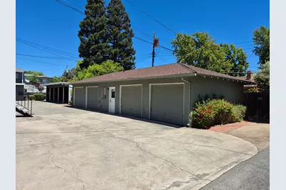 4501 Del Rio Road, Sacramento, CA 95822 - Photo 24