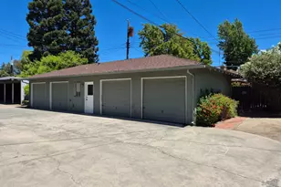 4501 Del Rio Rd, Sacramento, CA 95822 - Photo 22