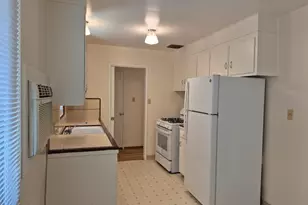 4501 Del Rio Rd, Sacramento, CA 95822 - Photo 8
