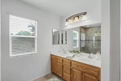 6455 Laguna Mirage Lane, Elk Grove, CA 95758 - Photo 24