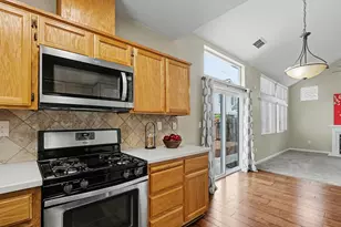 6455 Laguna Mirage Ln, Elk Grove, CA 95758 - Photo 14