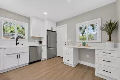 2296 Grove Avenue, Sacramento, CA 95815 - Photo 14
