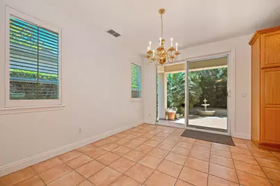 121 Perzaul, Sacramento, CA 95835 - Photo 8