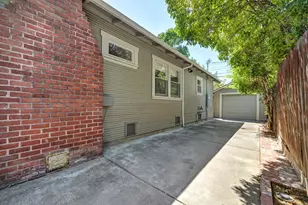 1124 34th St, Sacramento, CA 95816 - Photo 44