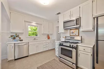 1124 34th Street, Sacramento, CA 95816 - Photo 22