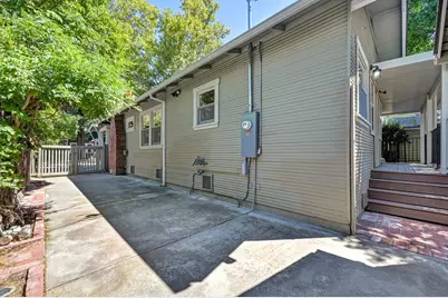 1124 34th Street, Sacramento, CA 95816 - Photo 38