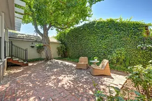 1124 34th St, Sacramento, CA 95816 - Photo 40