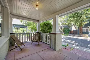 1124 34th St, Sacramento, CA 95816 - Photo 4