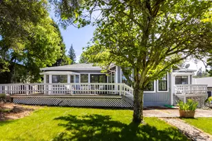 18704 Lake Forest Dr, Penn Valley, CA 95946 - Photo 2