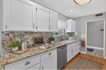 9528 Sara Street, Elk Grove, CA 95624 - Photo 16