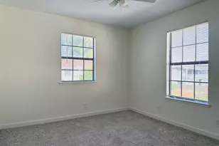 1805 V St, Sacramento, CA 95818 - Photo 8