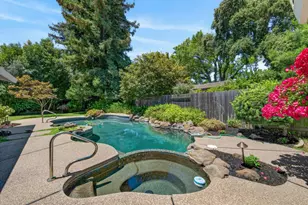 11 Spray Ct, Sacramento, CA 95831 - Photo 32