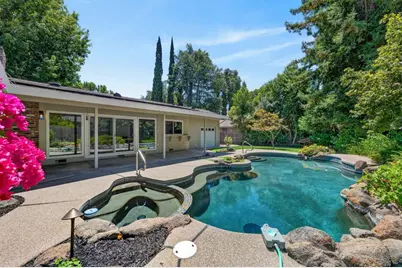11 Spray Court, Sacramento, CA 95831 - Photo 24