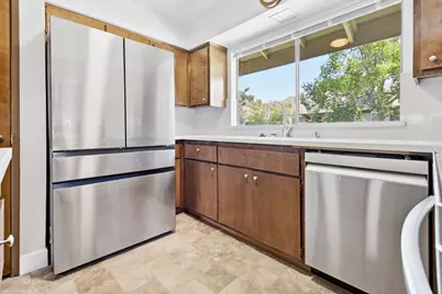 5560 Sequoia Circle, Citrus Heights, CA 95610 - Photo 16