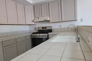 7721 Temwoods Way, Sacramento, CA 95828 - Photo 6