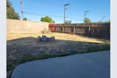7721 Temwoods Way, Sacramento, CA 95828 - Photo 16
