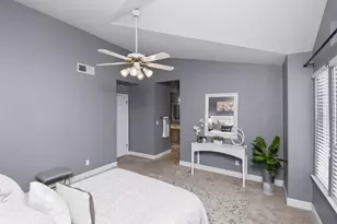 2210 Thurton Dr, Roseville, CA 95747 - Photo 36