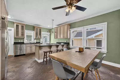 2604 S Street, Sacramento, CA 95816 - Photo 2