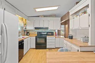 Tam O Shanter Dr, Stockton, CA 95210 - Photo 12