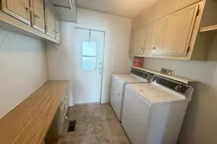 Lora Way, Roseville, CA 95661 - Photo 20
