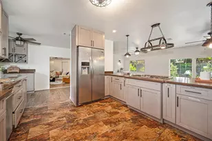 3901 Hancock Dr, Sacramento, CA 95821 - Photo 6