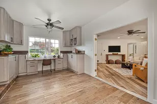 3901 Hancock Dr, Sacramento, CA 95821 - Photo 10