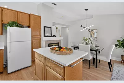 8634 New Island Way, Sacramento, CA 95828 - Photo 18