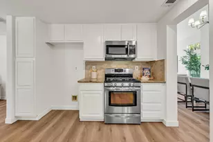 2220 Thurton Dr, Roseville, CA 95747 - Photo 14