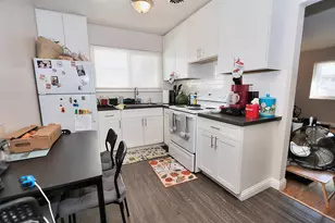 1725 V St, Sacramento, CA 95818 - Photo 18