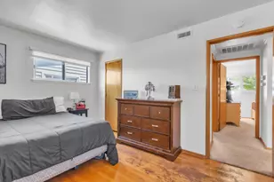 4915 H Pkwy, Sacramento, CA 95823 - Photo 12