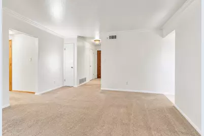 4915 H Parkway, Sacramento, CA 95823 - Photo 12
