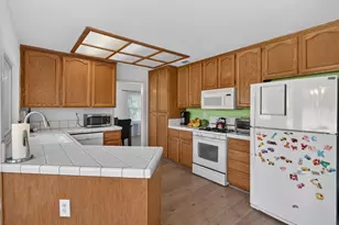 6413 Alpinespring Way, Elk Grove, CA 95758 - Photo 18