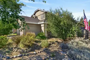 6413 Alpinespring Way, Elk Grove, CA 95758 - Photo 4