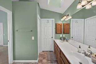 6413 Alpinespring Way, Elk Grove, CA 95758 - Photo 50