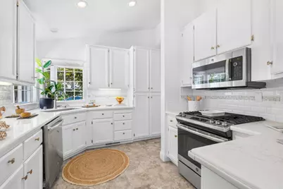 878 56th Street, Sacramento, CA 95819 - Photo 6