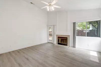 9155 Bungalow Way, Elk Grove, CA 95758 - Photo 8